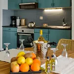 Apartment Agali 1 Mesonet In Front Of The Sea Akrogiali