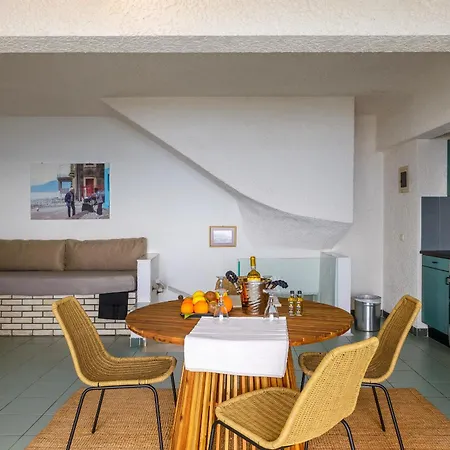 Agali 1 Mesonet In Front Of The Sea *