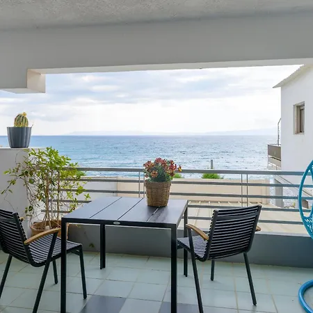 شقة Agali 1 Mesonet In Front Of The Sea Akrogiali