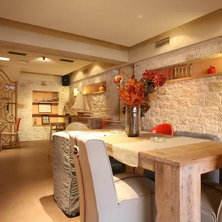 Agali 1 Mesonet In Front Of The Sea Akrogiali