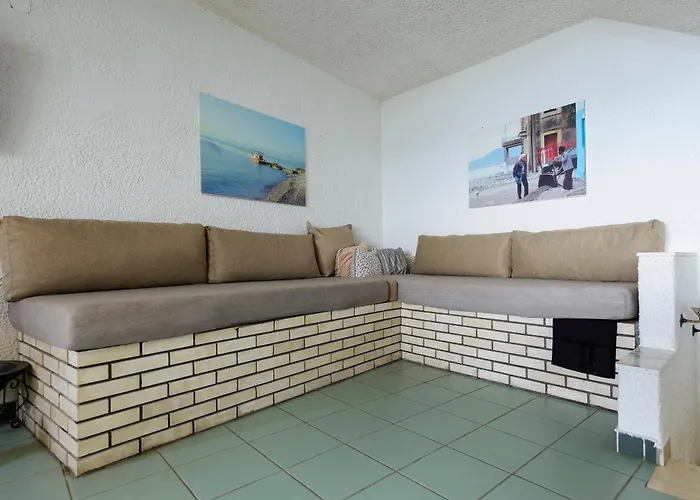 Agali 1 Mesonet In Front Of The Sea Apartman