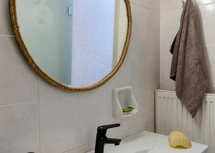 Agali 1 Mesonet In Front Of The Sea