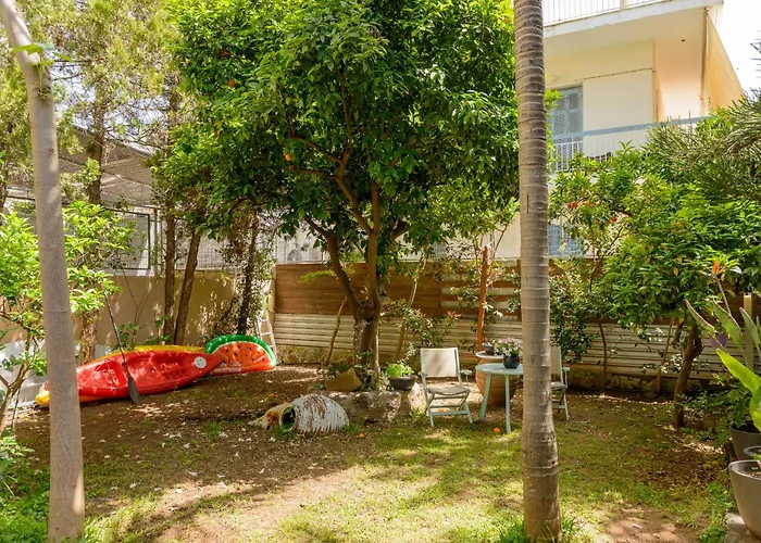 Agali 1 Mesonet In Front Of The Sea Akrogiali