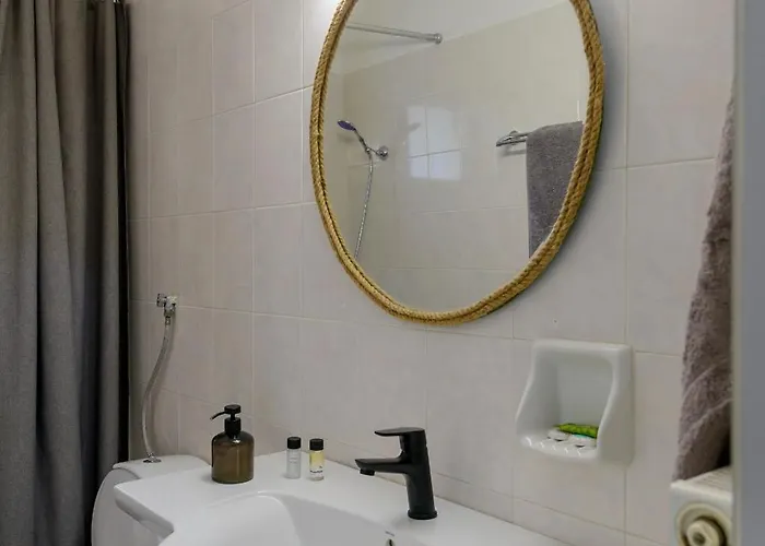 Agali 1 Mesonet In Front Of The Sea Apartment Akrogiali