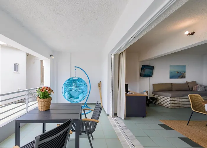 Agali 1 Mesonet In Front Of The Sea