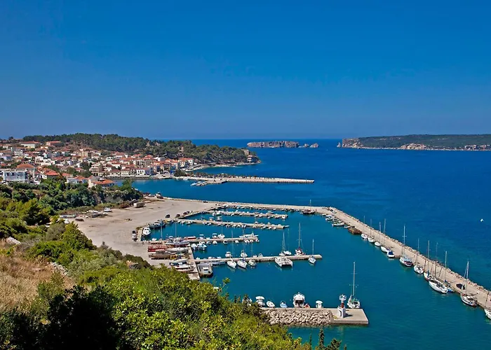 Agali 1 Mesonet In Front Of The Sea