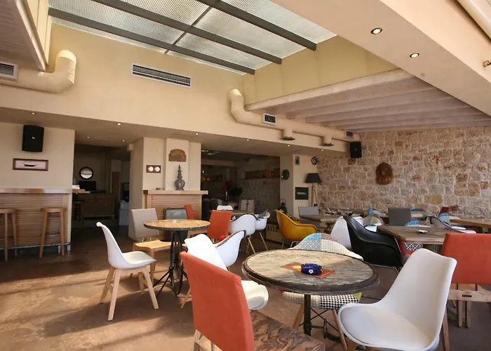 Agali 1 Mesonet In Front Of The Sea Apartman